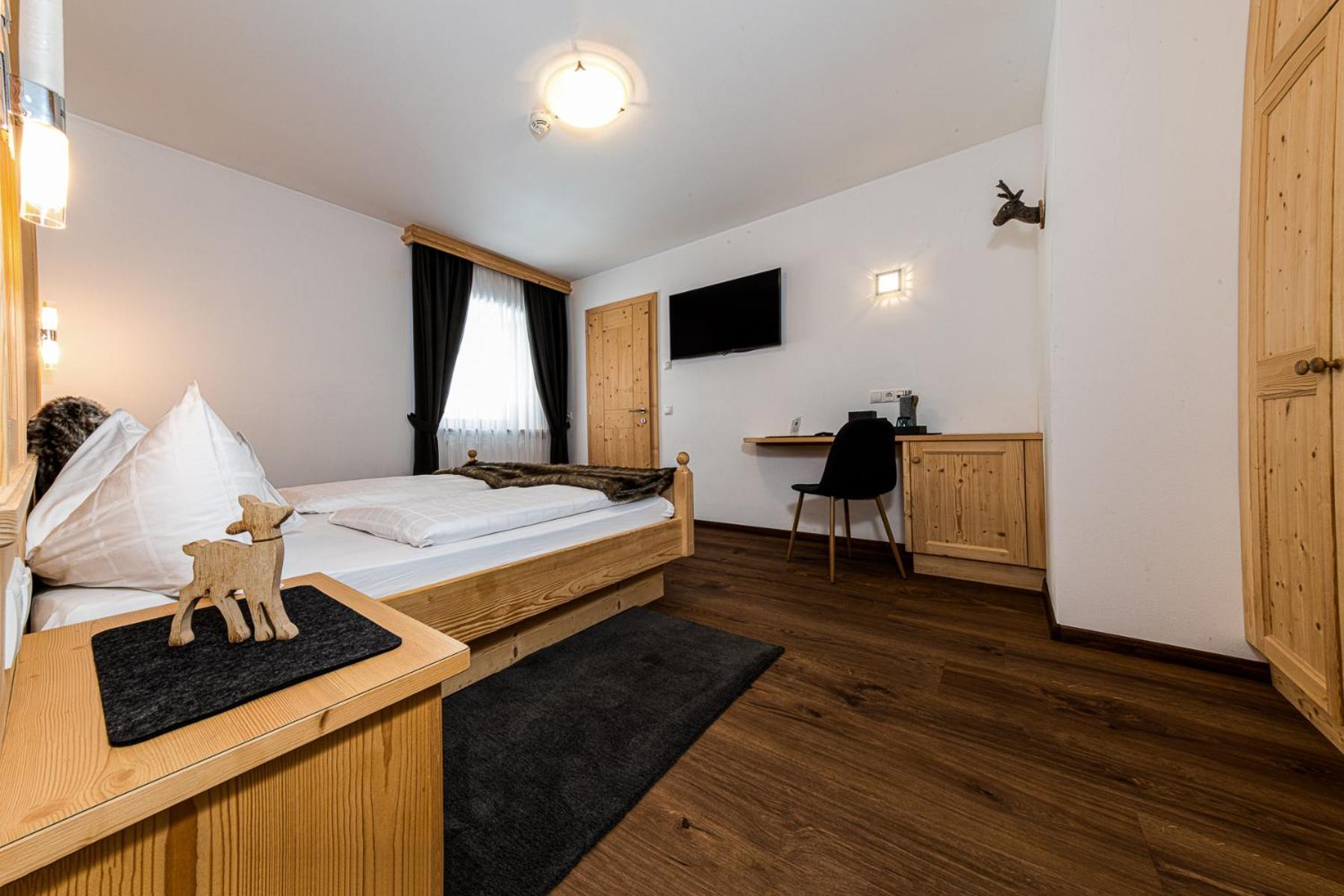 Apartments Sunela Selva di Val Gardena Luaran gambar