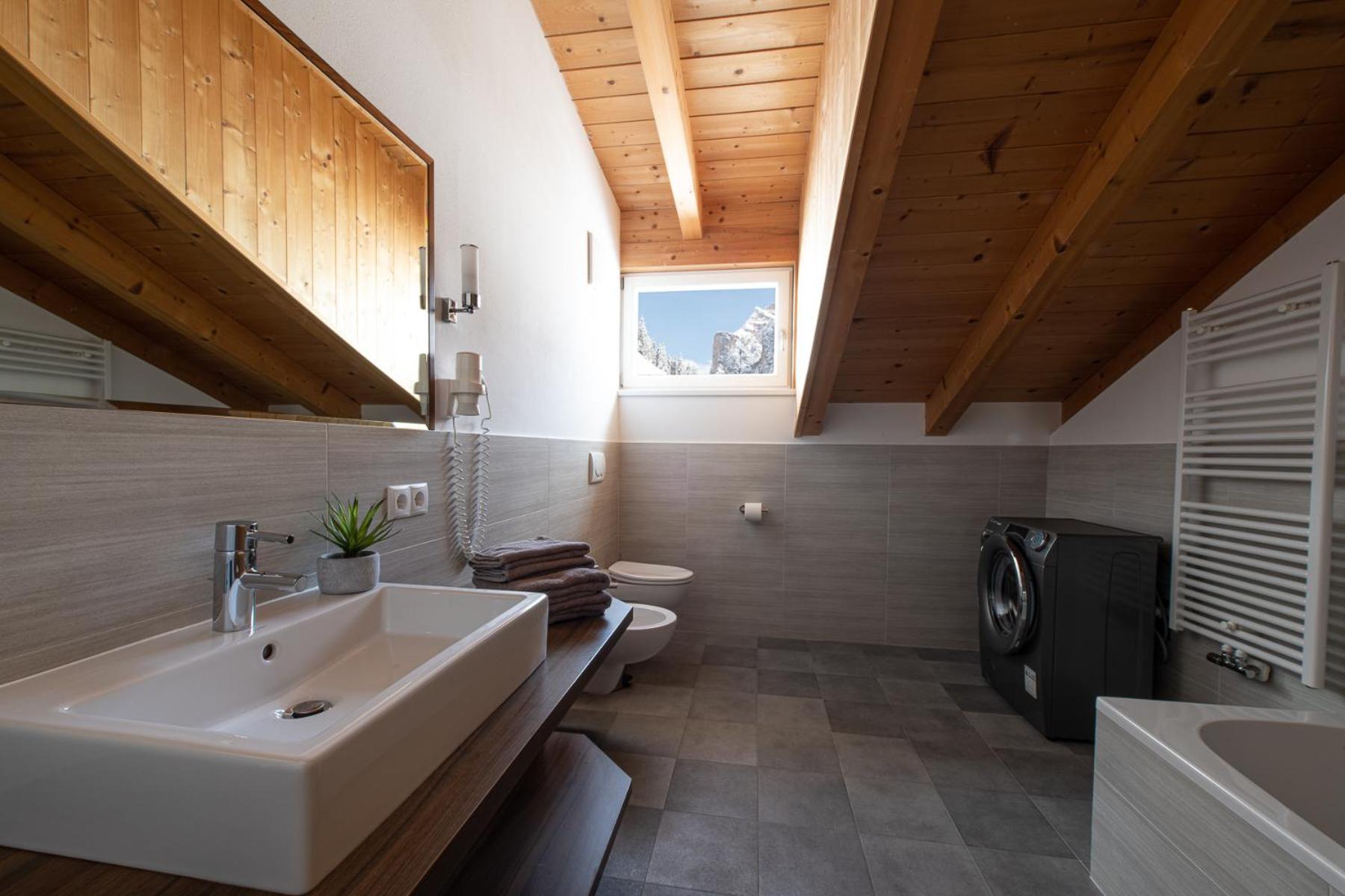 Apartments Sunela Selva di Val Gardena Luaran gambar