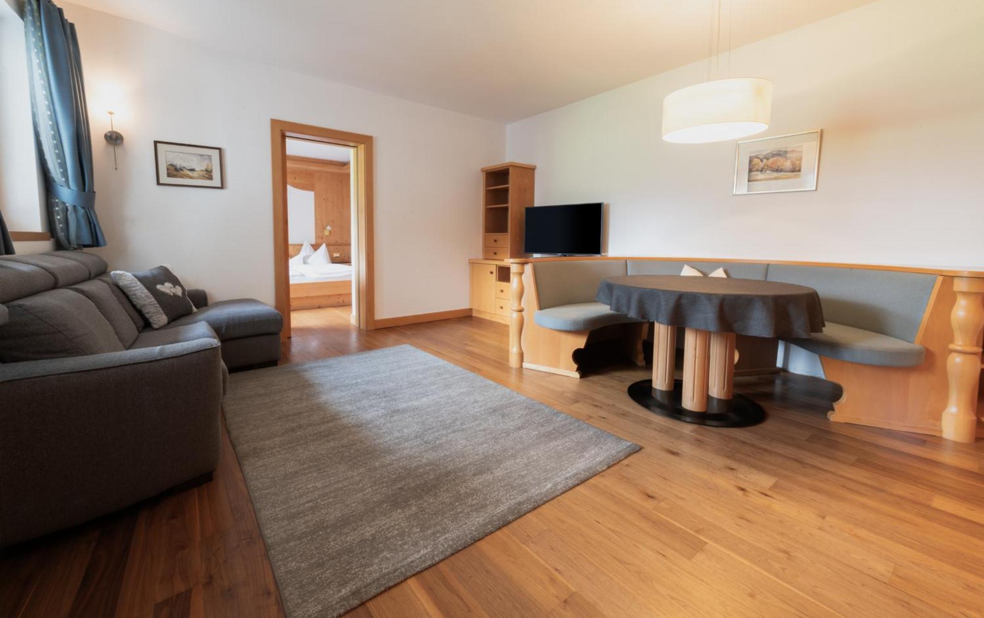 Apartments Sunela Selva di Val Gardena Luaran gambar