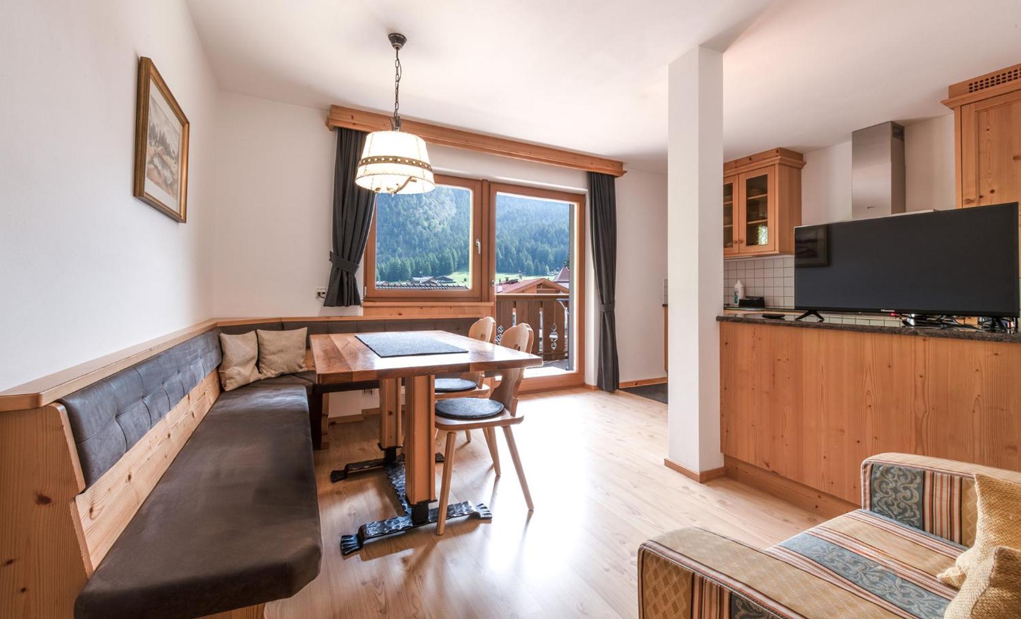 Apartments Sunela Selva di Val Gardena Luaran gambar