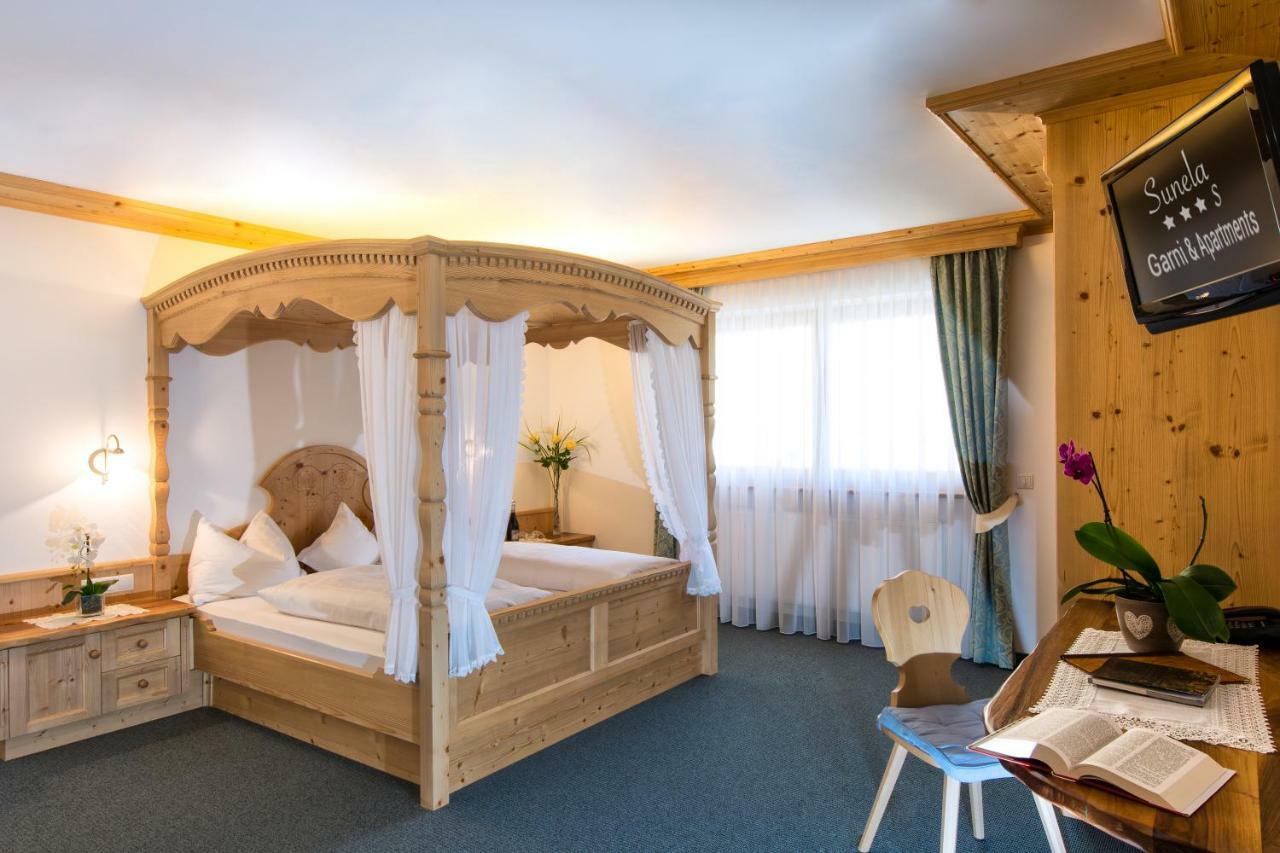 Apartments Sunela Selva di Val Gardena Luaran gambar